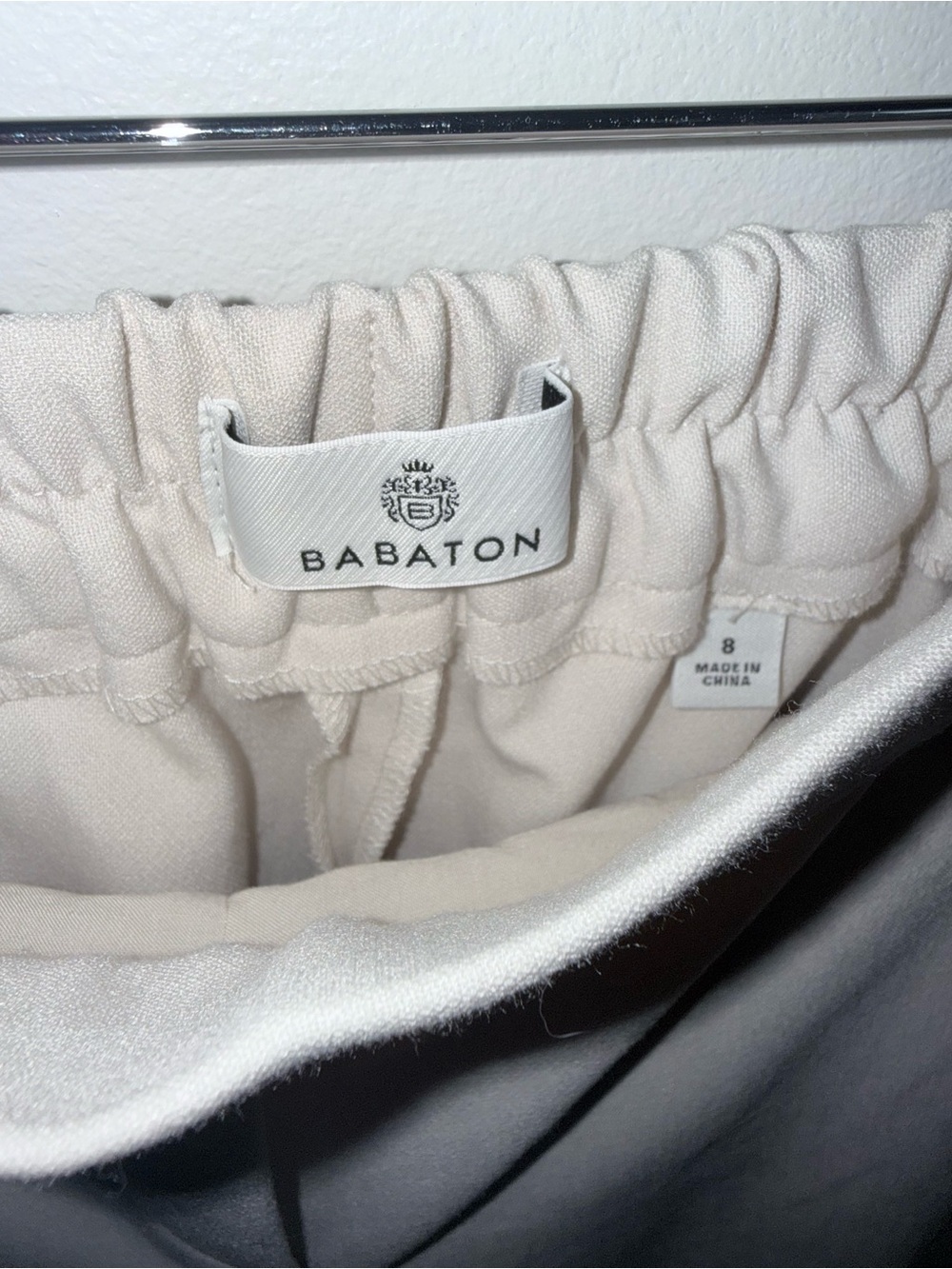 Babaton Conan Soft Cream Elastic-Waist Pants Size 8 - Picture 5 of 13